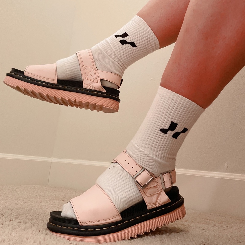 Dr. Martens VOSS leather strap sandals